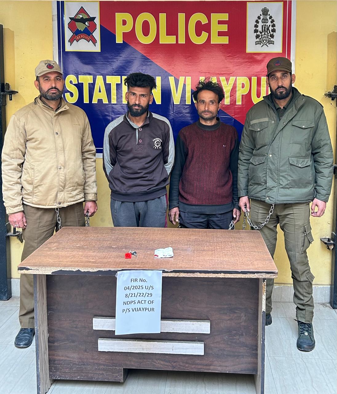 'Samba Police nabbed 02 Drug peddlers, recovered3.50 gms heroin like substance'